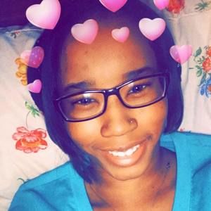 Meet your Posher, Marie